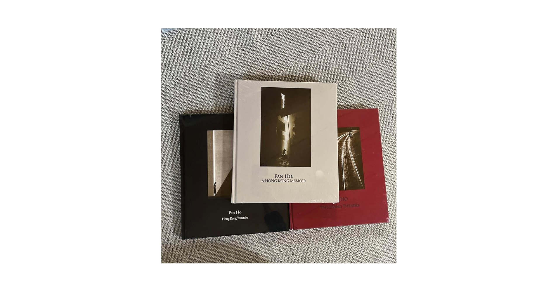 Amazon.co.jp: Fan Ho ファンホー 写真集 香港シリーズ三部作